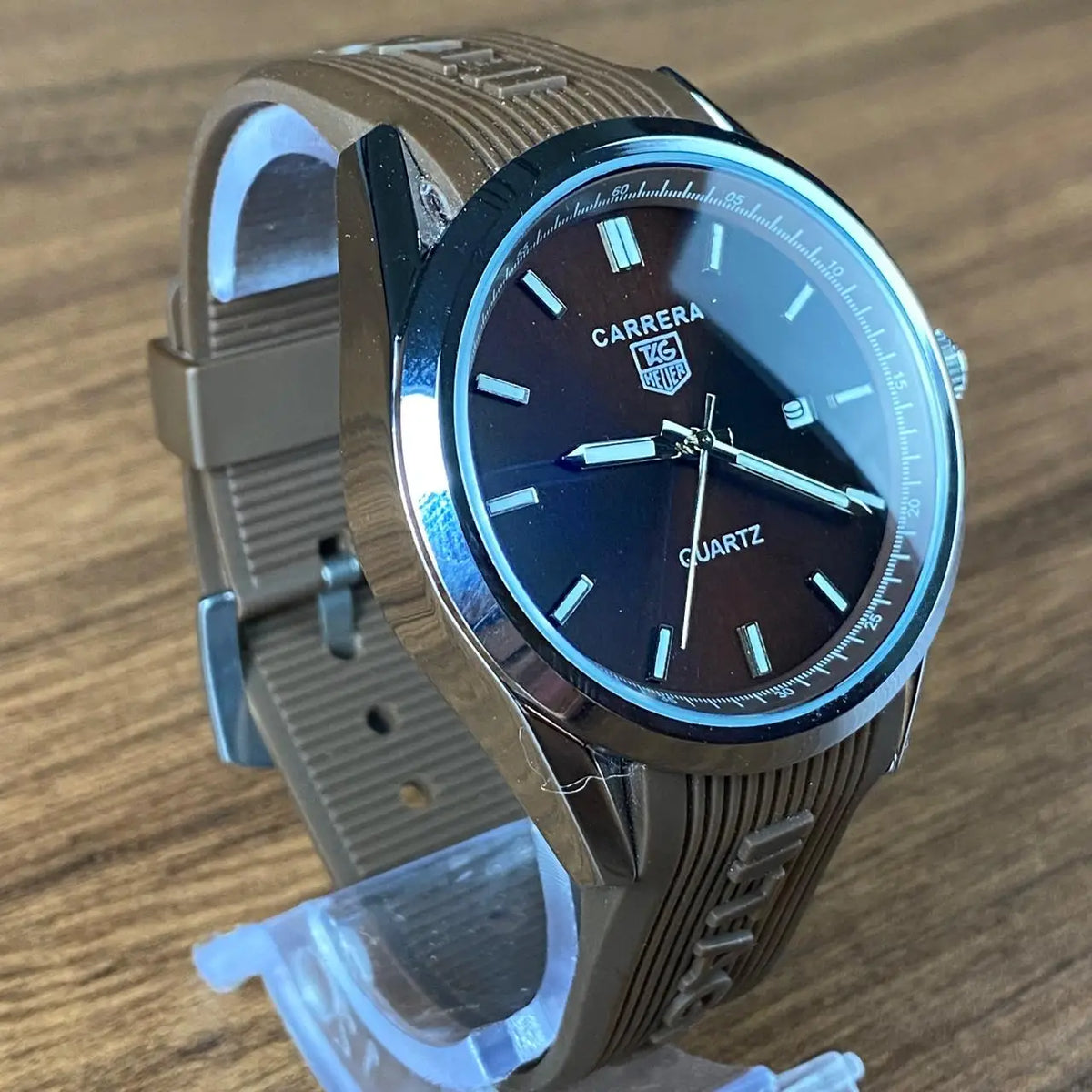 Relógio Tag Carrera Quartz Marrom - foto 6
